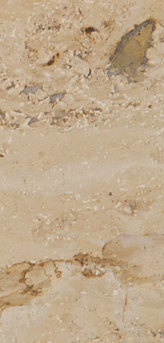 Beltéri Jura-gelb mészkő, rétegre merőlegesen vágva, fényezett felületű